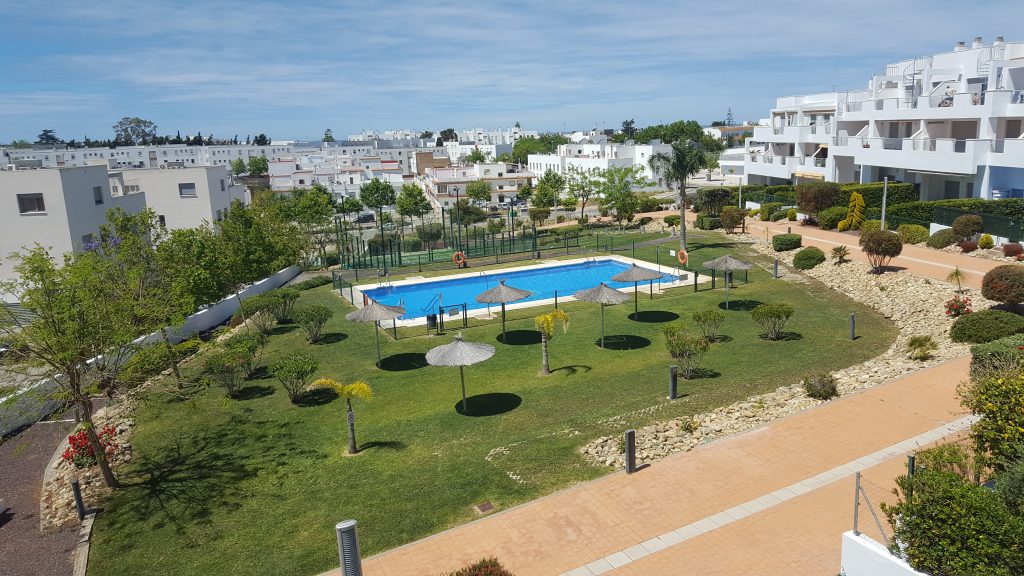 book-room-cadix-nearto